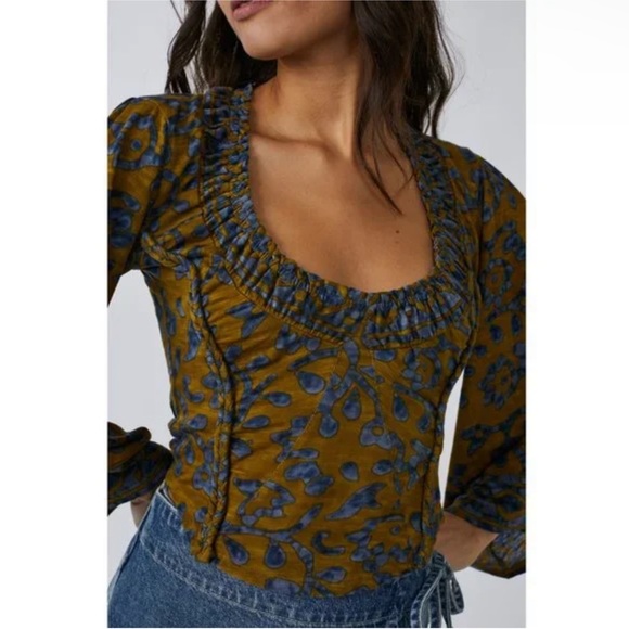 Free People On The Block Top - Picture 4 of 13